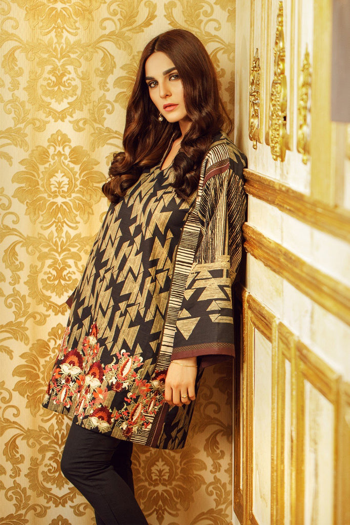 AlKaram Winter Collection 2019 – 2 Piece Embroidered Khaddar Suit with Khaddar Trouser – FW-40.1-19-Black