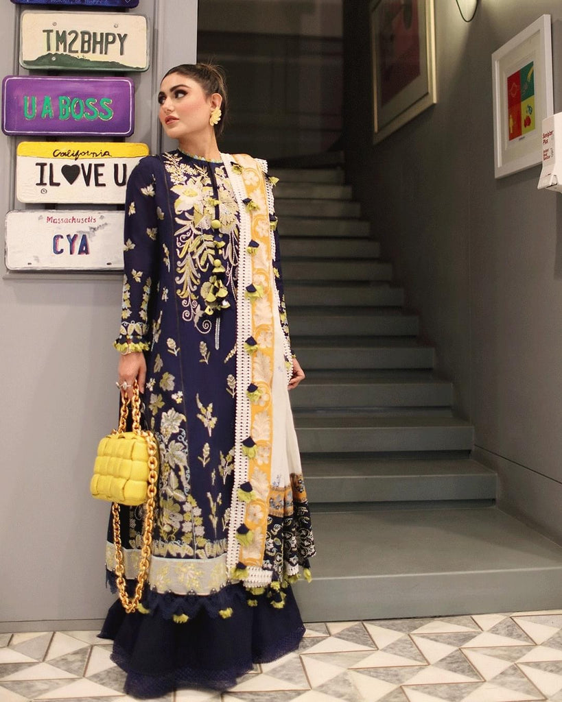 Élan Luxury Lawn Collection – EL21-12 A (LUNARA)