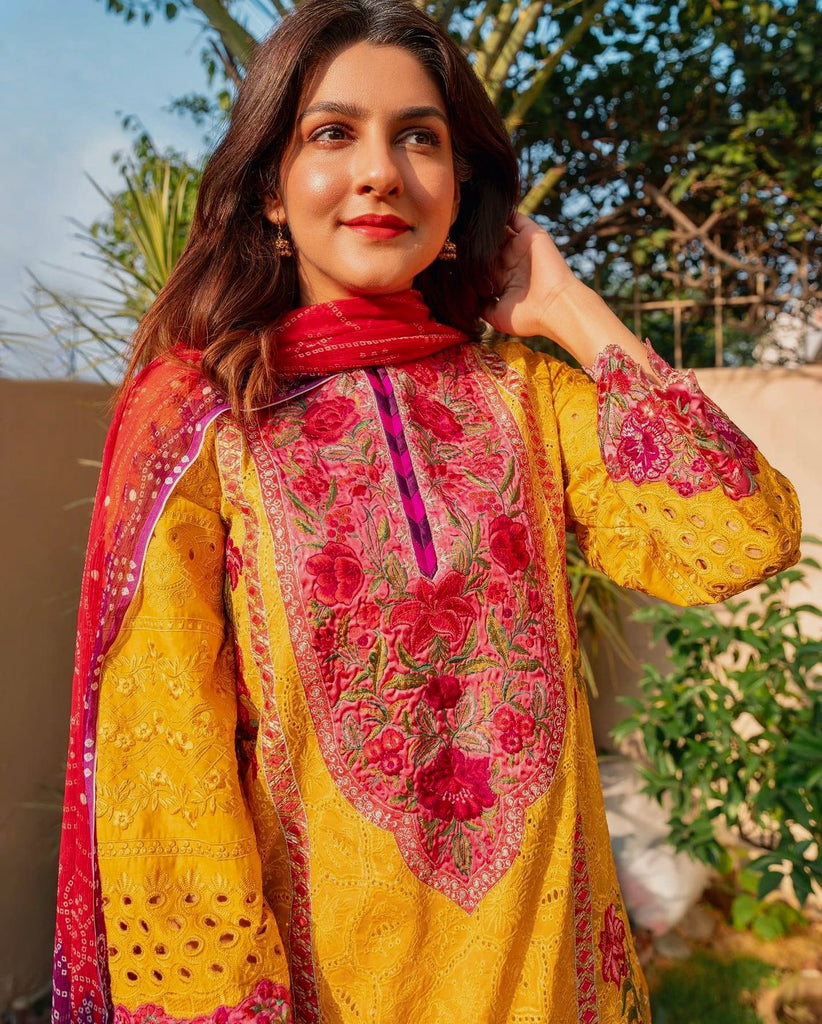 Maryam Hussain Festive Lawn Collection '21 – Kesar