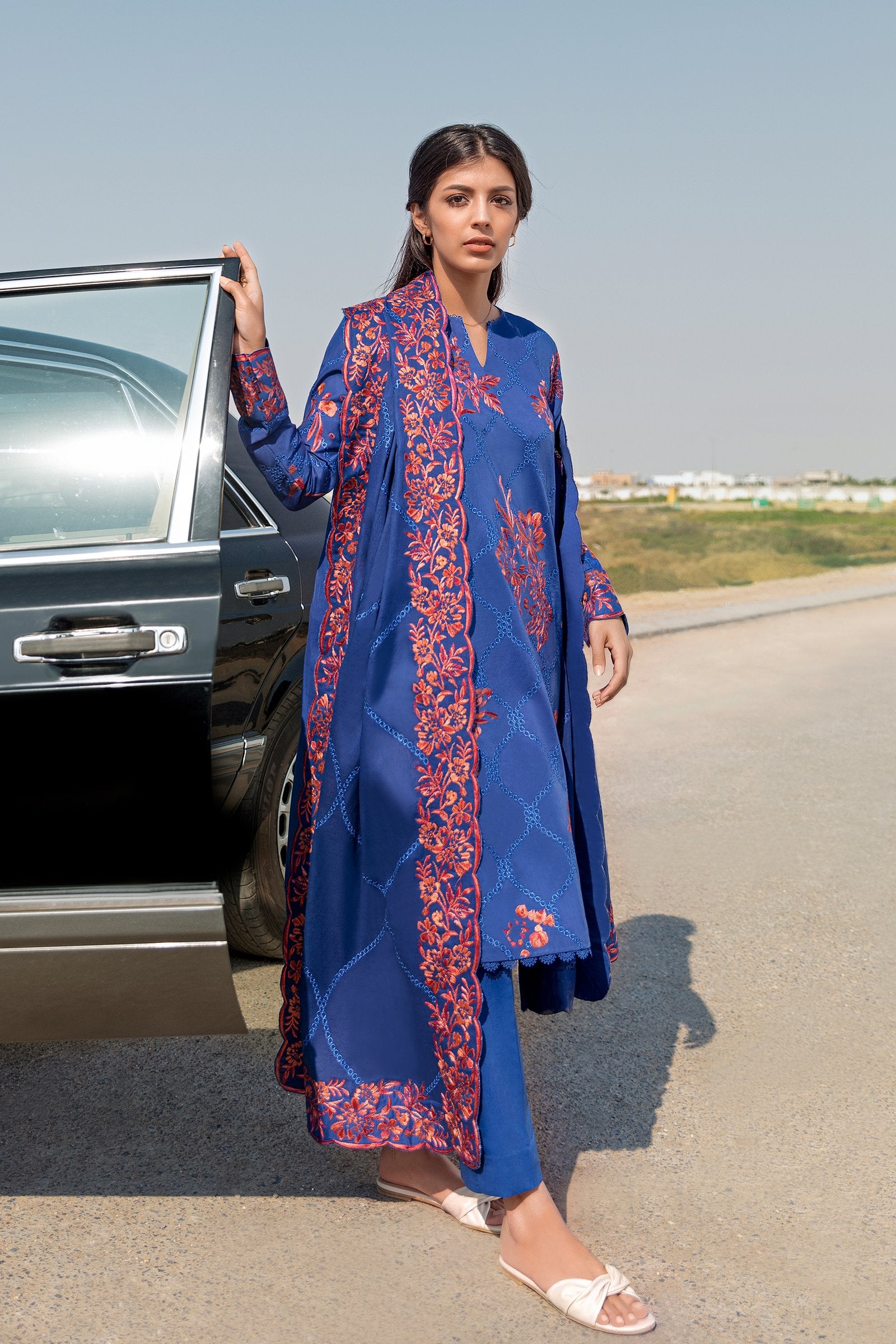 Zavosh Rashidi Zaha by Khadijah Shah Lawn Collection – ZAVOSH (ZL21-14 B) – YourLibaas