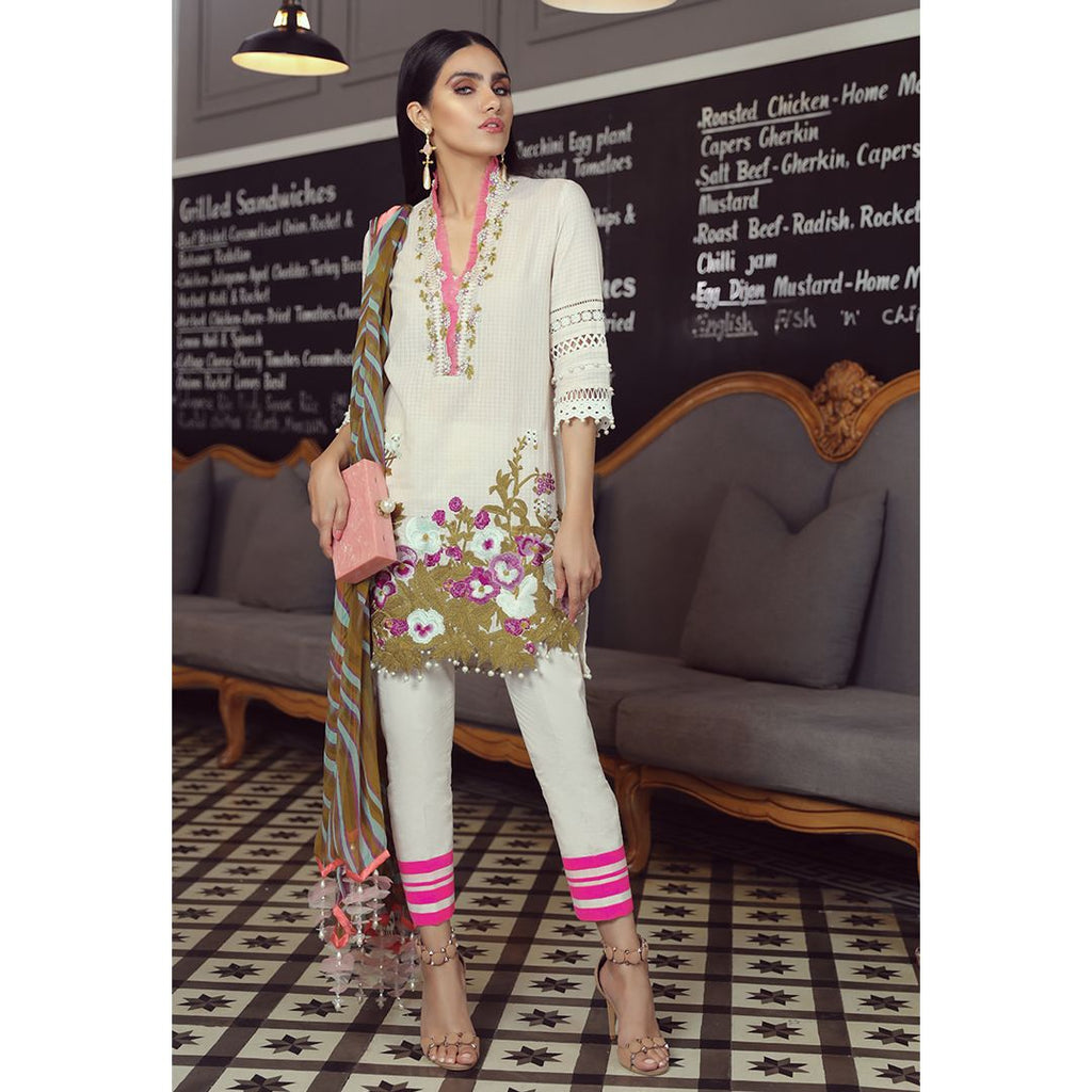 Sana Safinaz Muzlin Lawn Collection 2019 – 10A - Floratina
