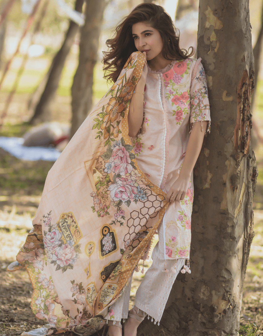 Lawn Collection Lawn Suits 2018 Maria B Lawn Suit 2018 Pakistani Dresses Marketplace