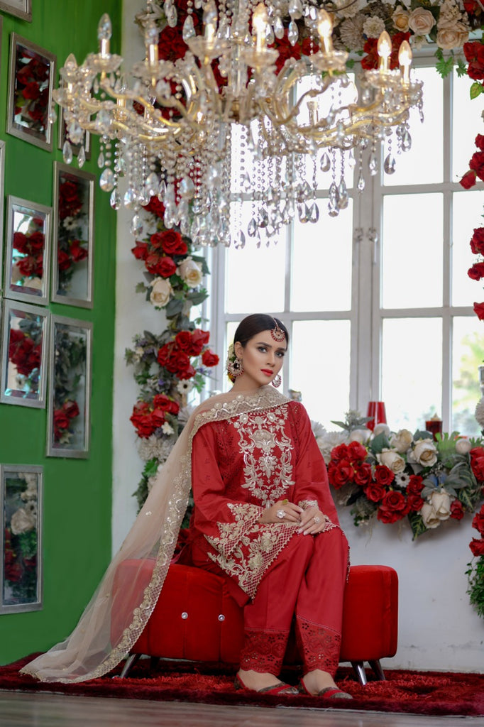 Nisa Schiffli Luxury Collection 2019 – Shrf-un-Nissa