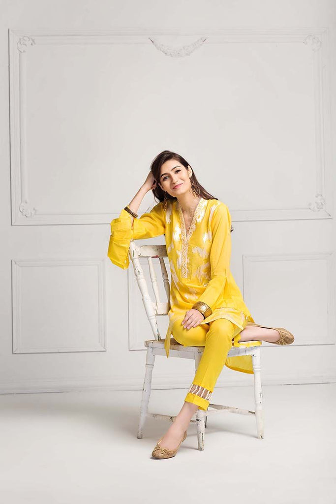 Gul Ahmed Summer Essential Collection 2018 – Yellow 2 Pc Embroidered Lawn TL-131
